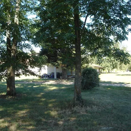 Дом отдыха Location 4 Personnes - La Petite Maison *