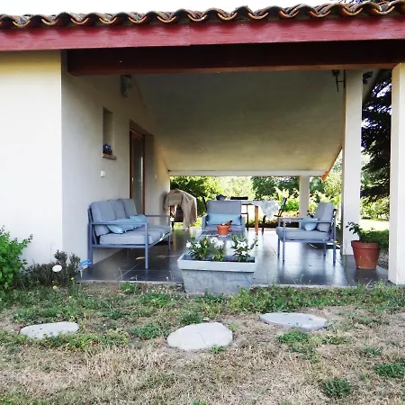 Location 4 Personnes - La Petite Maison * Mazeres (Ariege)