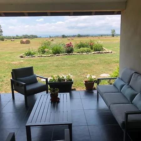 Location 4 Personnes - La Petite Maison * Mazeres (Ariege)