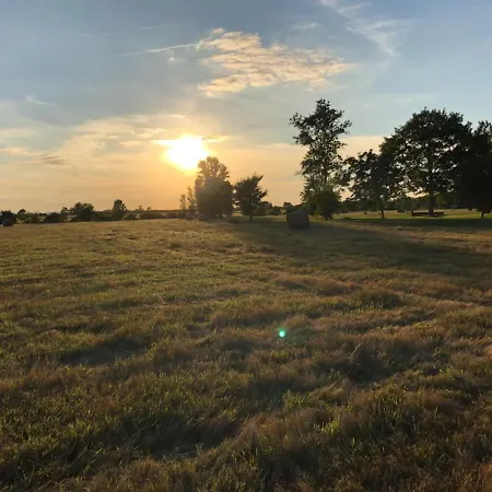 Location 4 Personnes - La Petite Maison