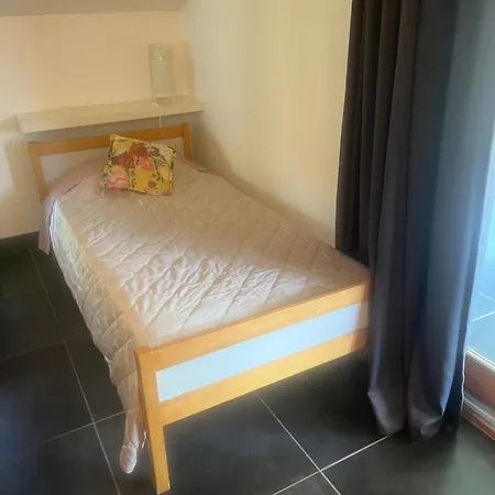 Дом отдыха Location 4 Personnes - La Petite Maison Mazeres (Ariege)