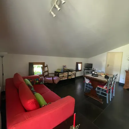 Location 4 Personnes - La Petite Maison