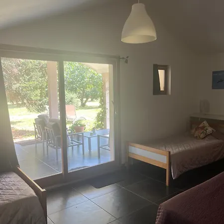 Дом отдыха Location 4 Personnes - La Petite Maison