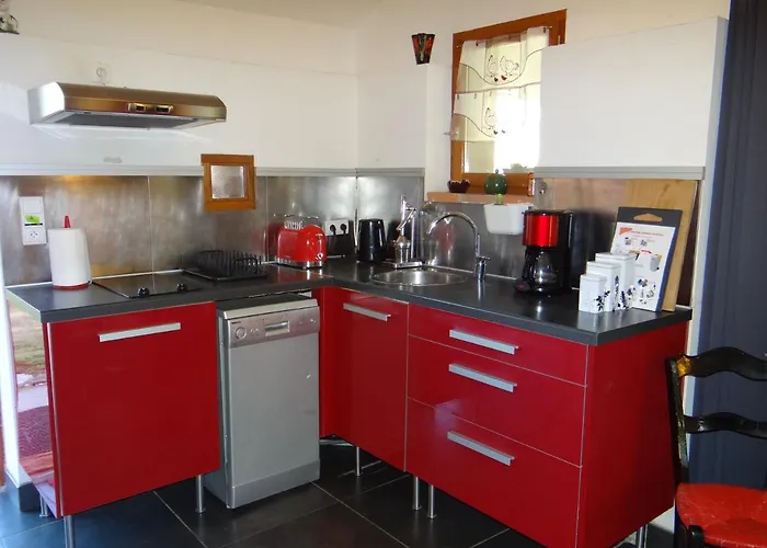 Location 4 Personnes - La Petite Maison