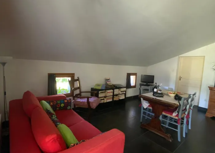 Location 4 Personnes - La Petite Maison