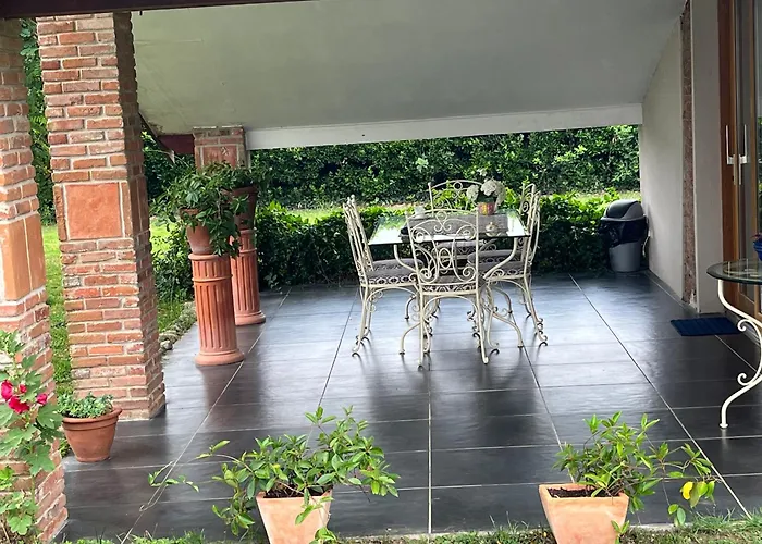 Location 4 Personnes - La Petite Maison * Mazères